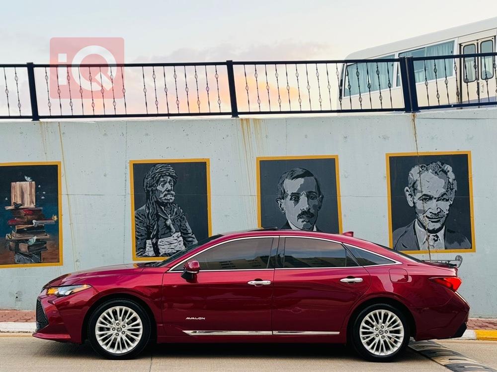 Toyota Avalon